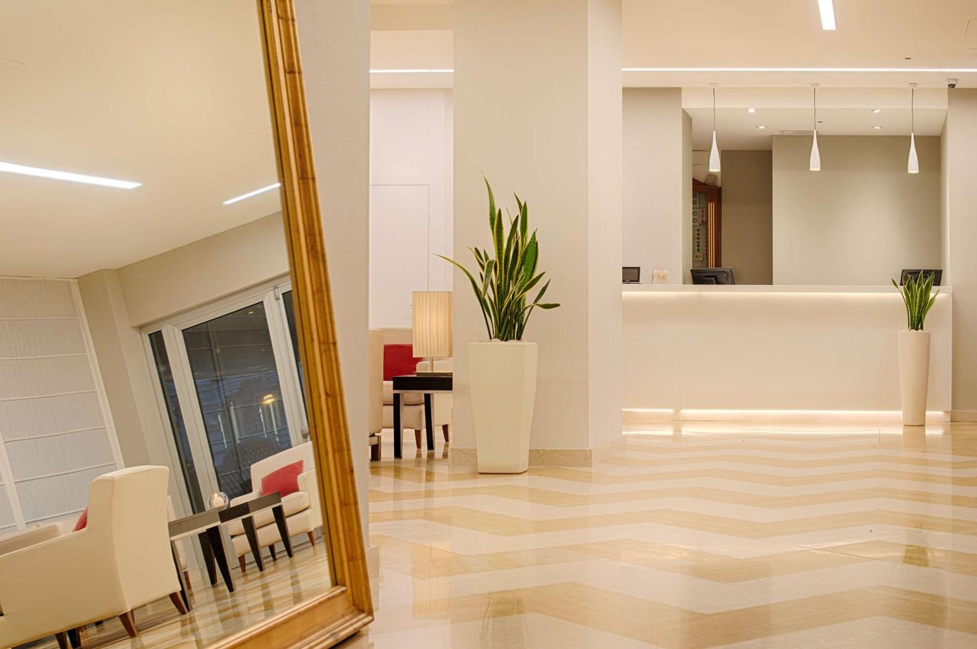 Nh La Spezia Hotel Екстериор снимка