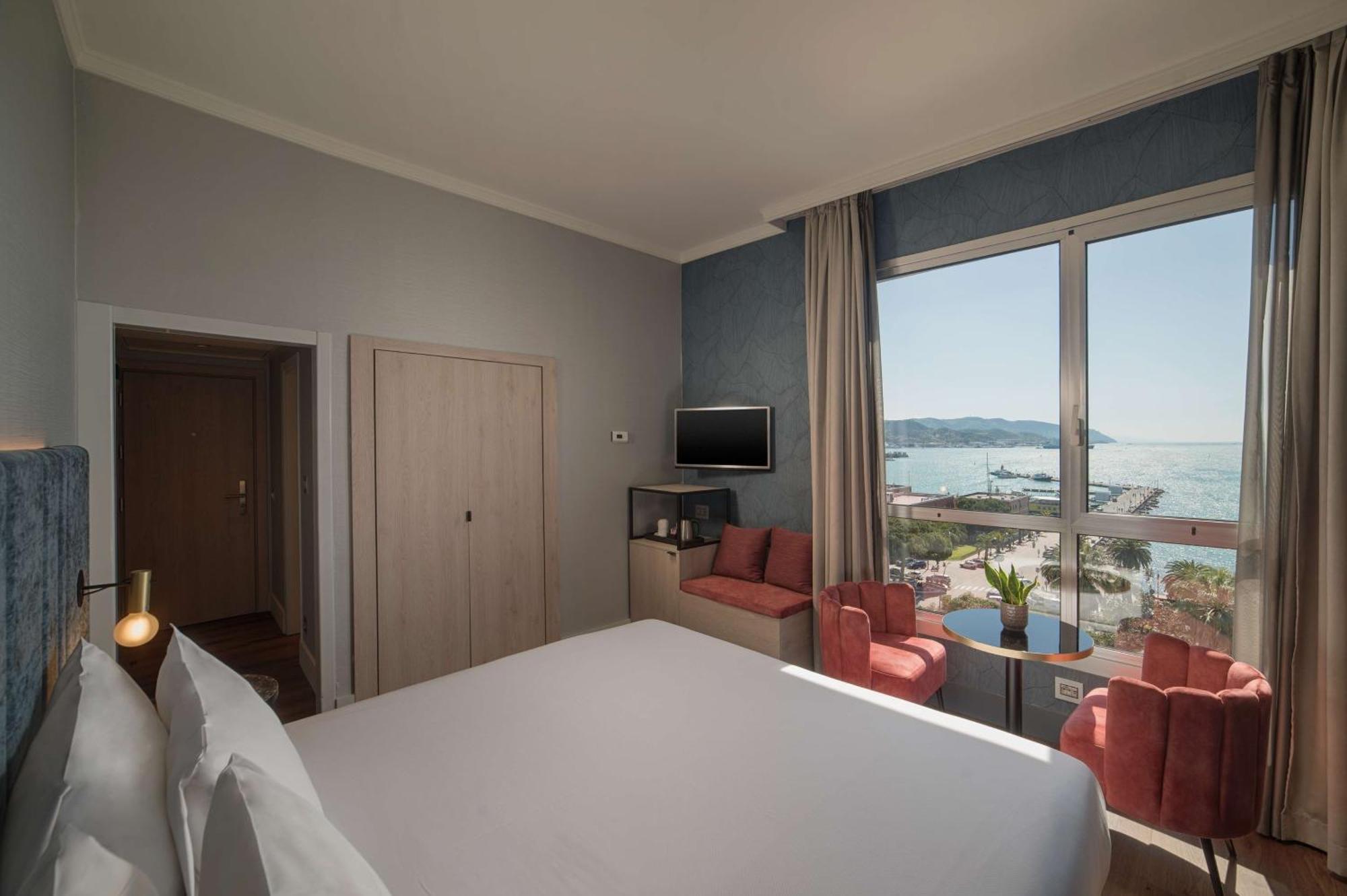 Nh La Spezia Hotel Екстериор снимка