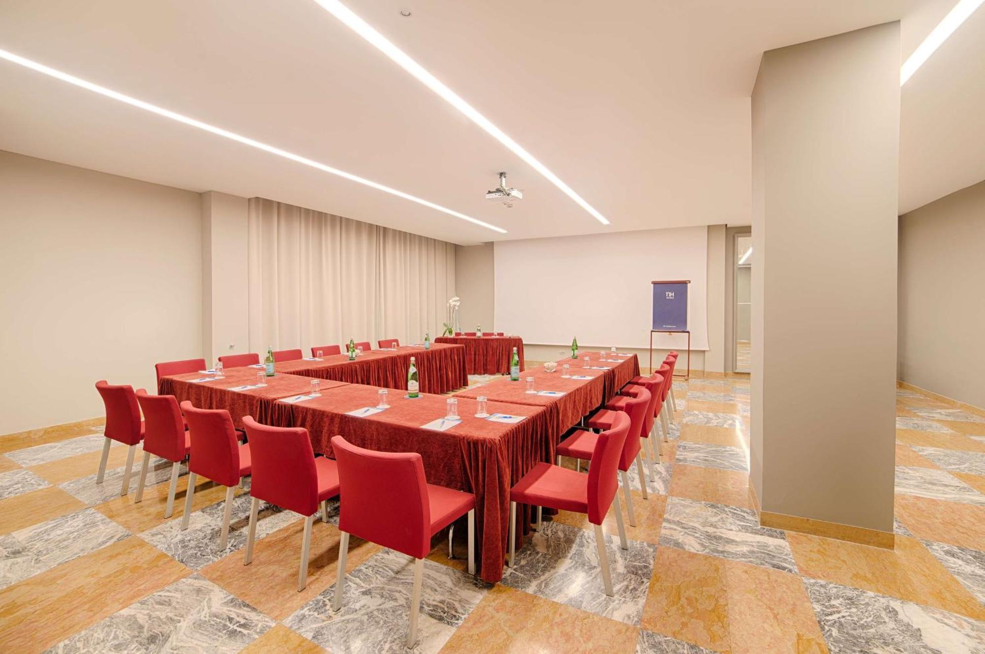 Nh La Spezia Hotel Екстериор снимка