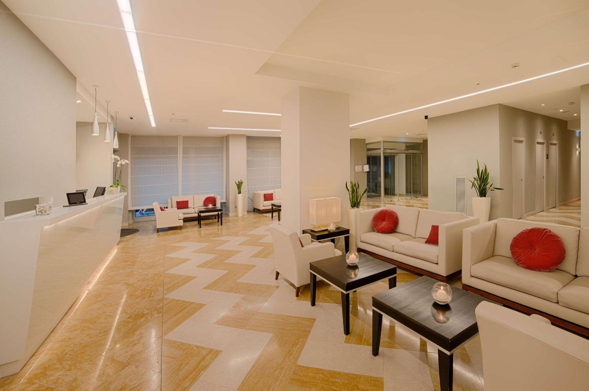 Nh La Spezia Hotel Екстериор снимка