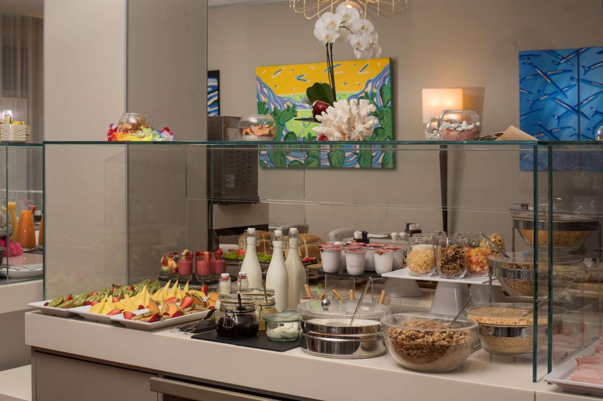 Nh La Spezia Hotel Екстериор снимка