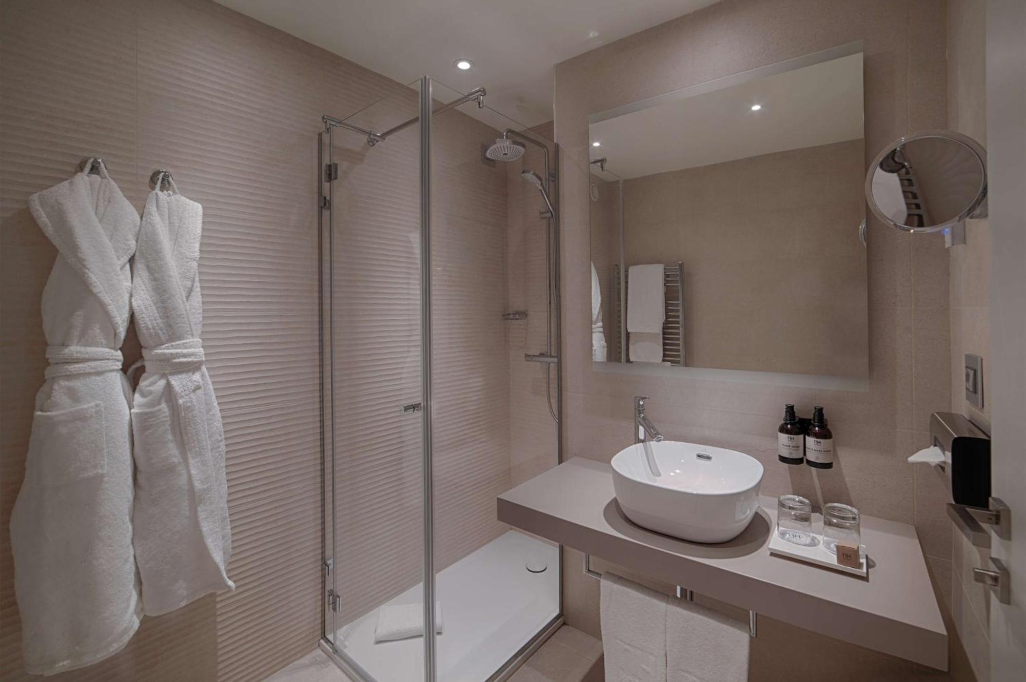 Nh La Spezia Hotel Екстериор снимка