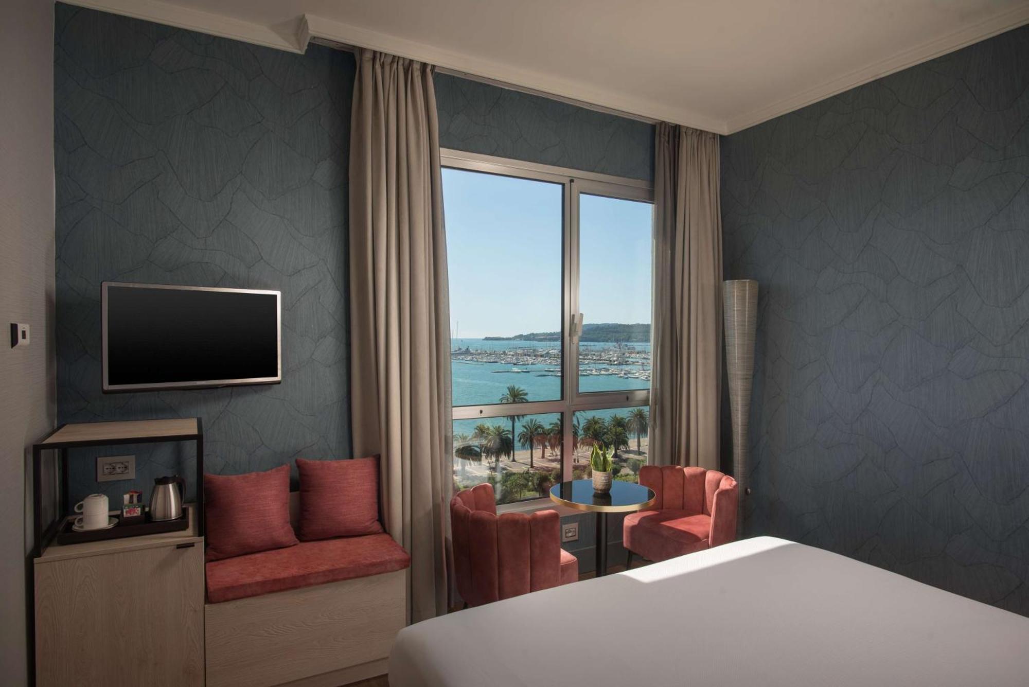 Nh La Spezia Hotel Екстериор снимка