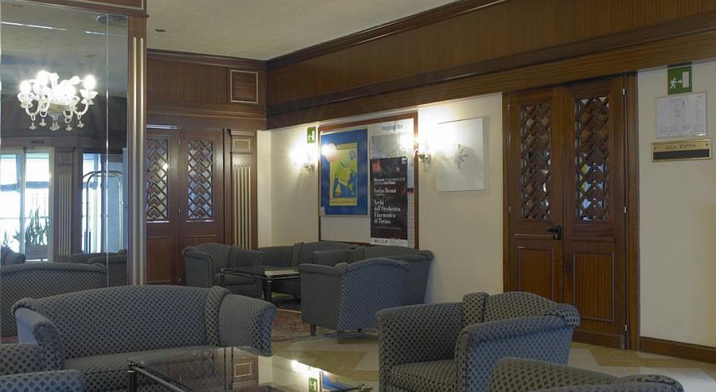 Nh La Spezia Hotel Интериор снимка