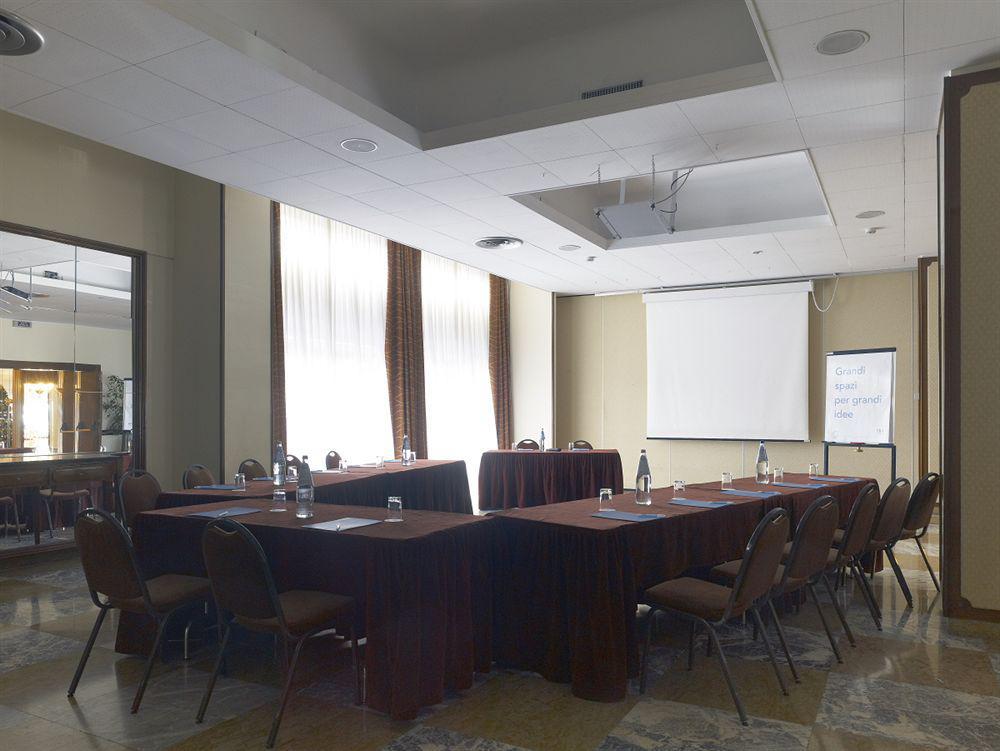 Nh La Spezia Hotel Екстериор снимка
